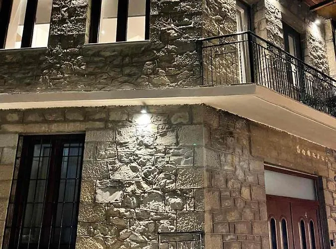 11 Luxury Apartments..