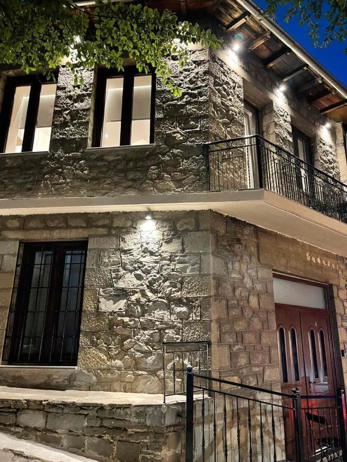 11 Luxury Apartments.. Apartment